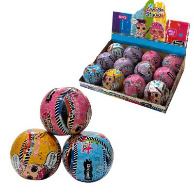 Лялька LOL в кулі