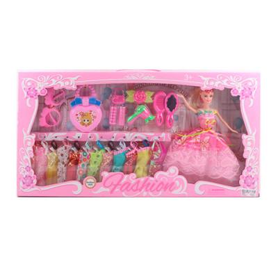 Лялька з нарядами, 28 см, мікс видів, в кор-ці, 668F2