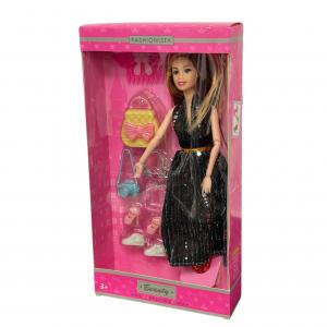 Лялька в коробці з аксесуарами